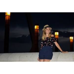 Meet your Posher, Anneclaire